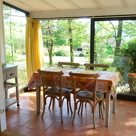 Domaine De Cournet Haut, A 17th Century Set On A Calm, Idyllic Domain With Pool, Tennis, Bikes And בית נופש