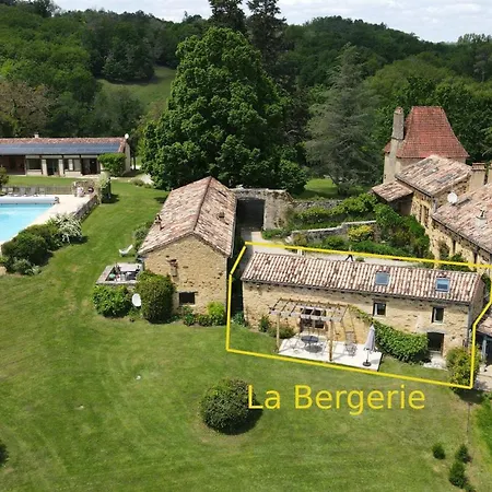 Domaine De Cournet Haut, A 17th Century Set On A Calm, Idyllic Domain With Pool, Tennis, Bikes And * Les Vauries