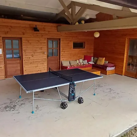 Domaine De Cournet Haut, A 17th Century Set On A Calm, Idyllic Domain With Pool, Tennis, Bikes And