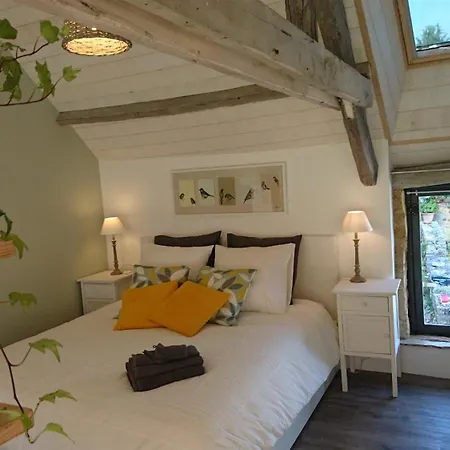 Domaine De Cournet Haut, A 17th Century Set On A Calm, Idyllic Domain With Pool, Tennis, Bikes And *